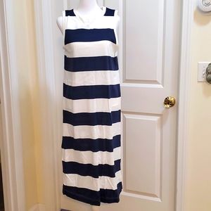 Sleeveless striped midi dress
